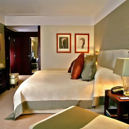 Crowne Plaza By Ihg Hotel
