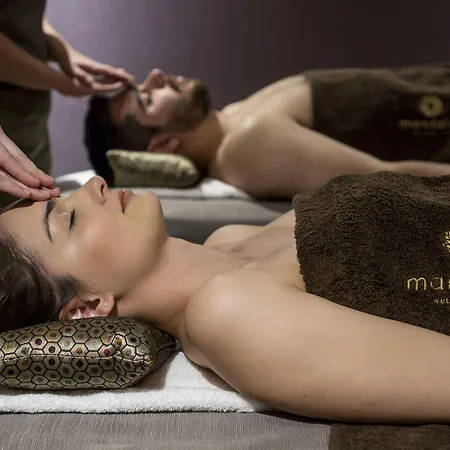 クラウンプラザ 5* ポルト