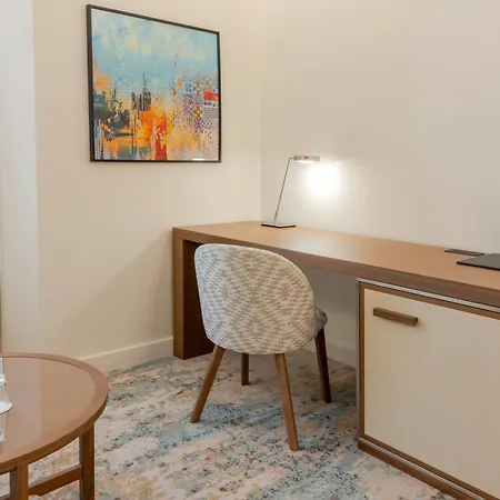 Crowne Plaza By Ihg Hotel Oporto