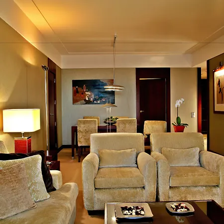 Crowne Plaza By Ihg