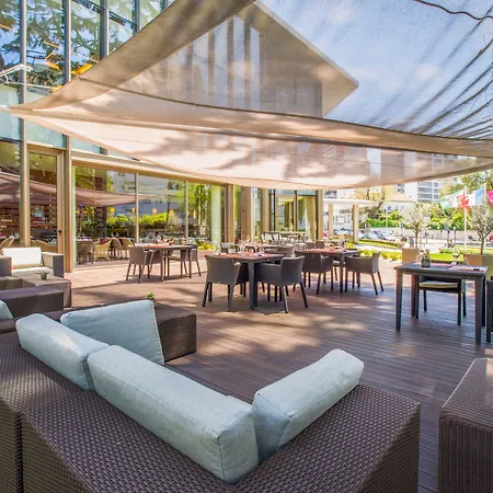 Crowne Plaza By Ihg
