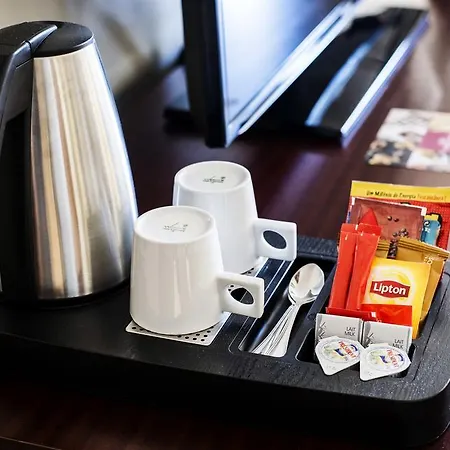 Crowne Plaza By Ihg Hotel