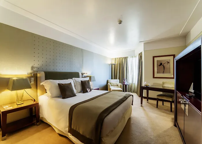 Hotel Crowne Plaza Porto, An Ihg 5*