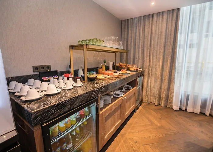 Hotel Crowne Plaza Porto, An Ihg 5*