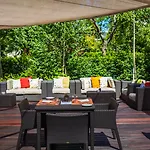 Crowne Plaza By Ihg