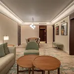 酒店 波尔图皇冠假日酒店