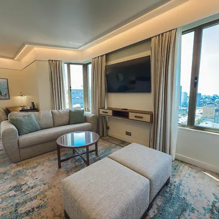 Crowne Plaza By Ihg