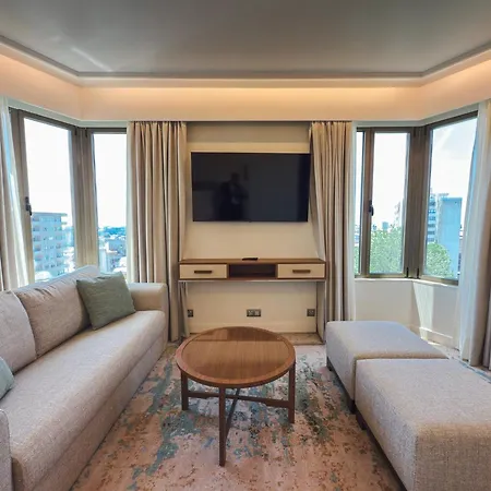 Crowne Plaza By Ihg