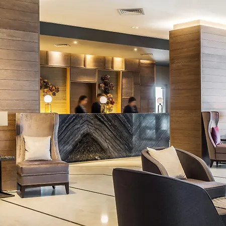 クラウンプラザ ホテル ポルト