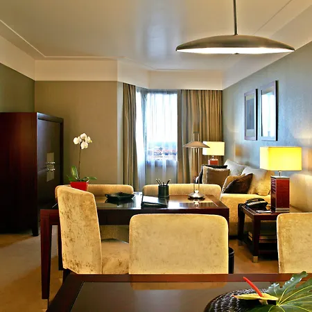 Crowne Plaza By Ihg Hotel 5*