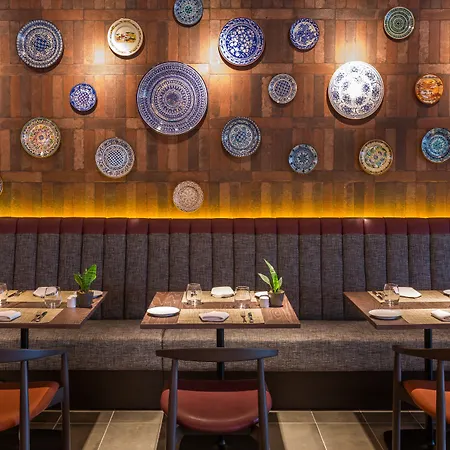 Crowne Plaza By Ihg Hotel Porto