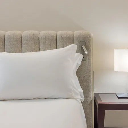 Crowne Plaza By Ihg Hotel