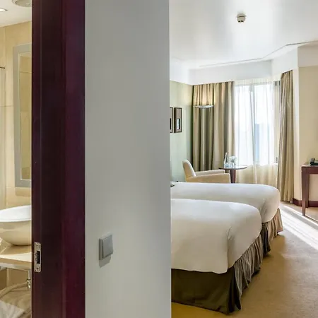 Crowne Plaza By Ihg Hotel Porto