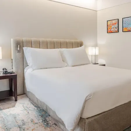 Crowne Plaza By Ihg Hotel 5*