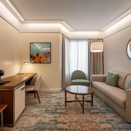 Hotel Crowne Plaza By Ihg 5*