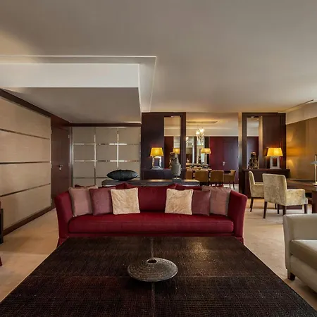 Crowne Plaza By Ihg Szálloda Porto
