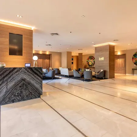 كراون بلازا فندق 5*
