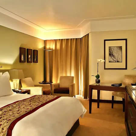 فندق كراون بلازا 5*