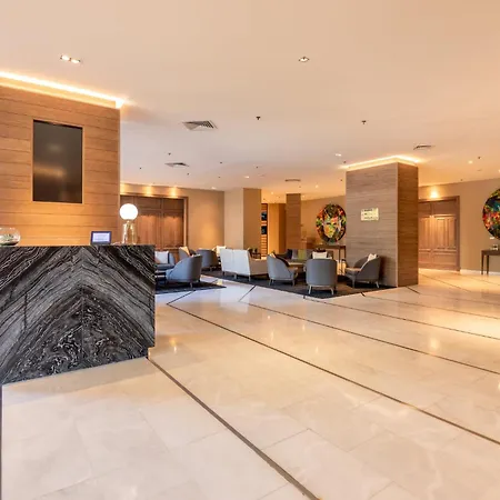 كراون بلازا 5* بورتو
