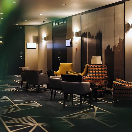 Crowne Plaza By Ihg