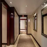 Crowne Plaza By Ihg Ξενοδοχείο