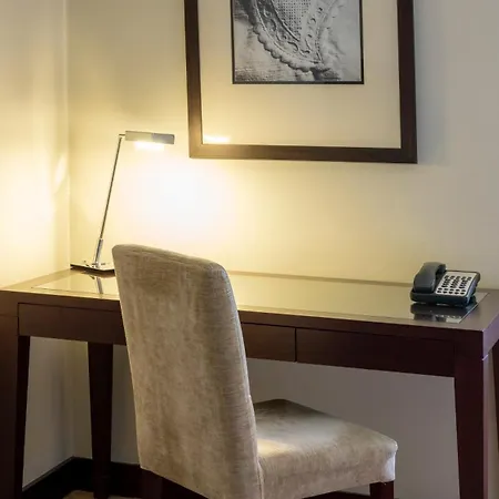 Crowne Plaza By Ihg 5* Oporto