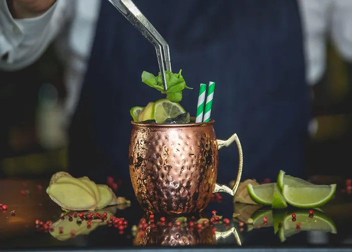 Crowne Plaza By Ihg מלון 5*