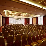 Crowne Plaza By Ihg Hotel