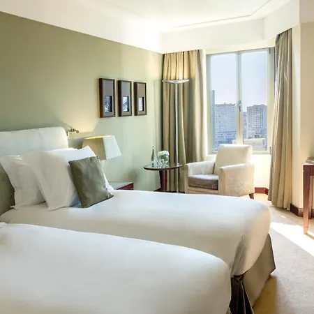 Crowne Plaza Porto, An Ihg Hotel 5*