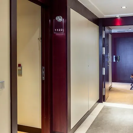 Crowne Plaza Porto, An Ihg 5*