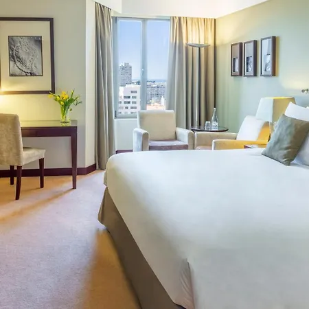 Crowne Plaza Porto, An Ihg Hotel 5*