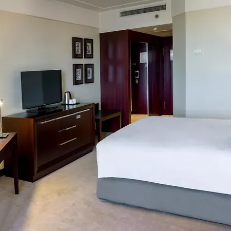 Crowne Plaza Porto, An Ihg 5*